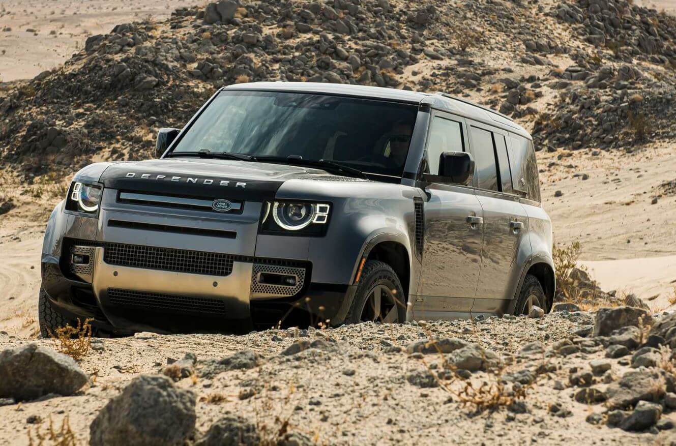 Land Rover Defender’da Pirelli Scorpion Zero All Season Lastikler Kullanılacak 1